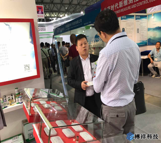 CATO工作人員以飽滿的熱情，為前來的客戶進(jìn)行詳細(xì)的講解